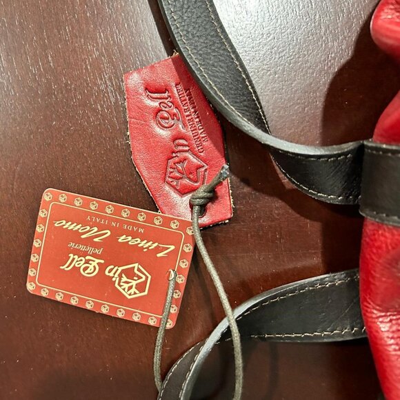 Genuine Italian Leather Backpack - Red - Unisex - Picture 7 of 16